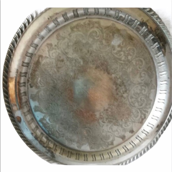 WM ROGERS VINTAGE SILVER PLATED SERVING TRAY - Picture 1 of 4